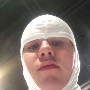 Meet your Posher, Julian